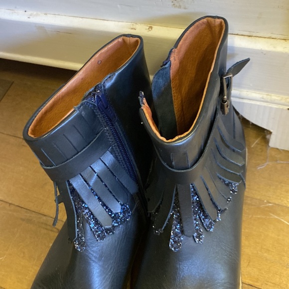 River Woods Blue Ankle Boots - Picture 3 of 3